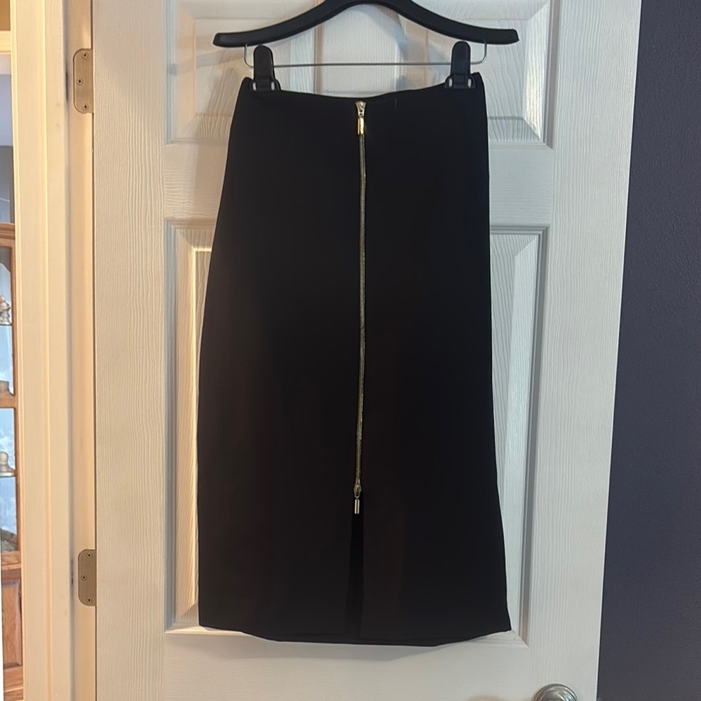 Elegant Black Skirt with Gold Zipper